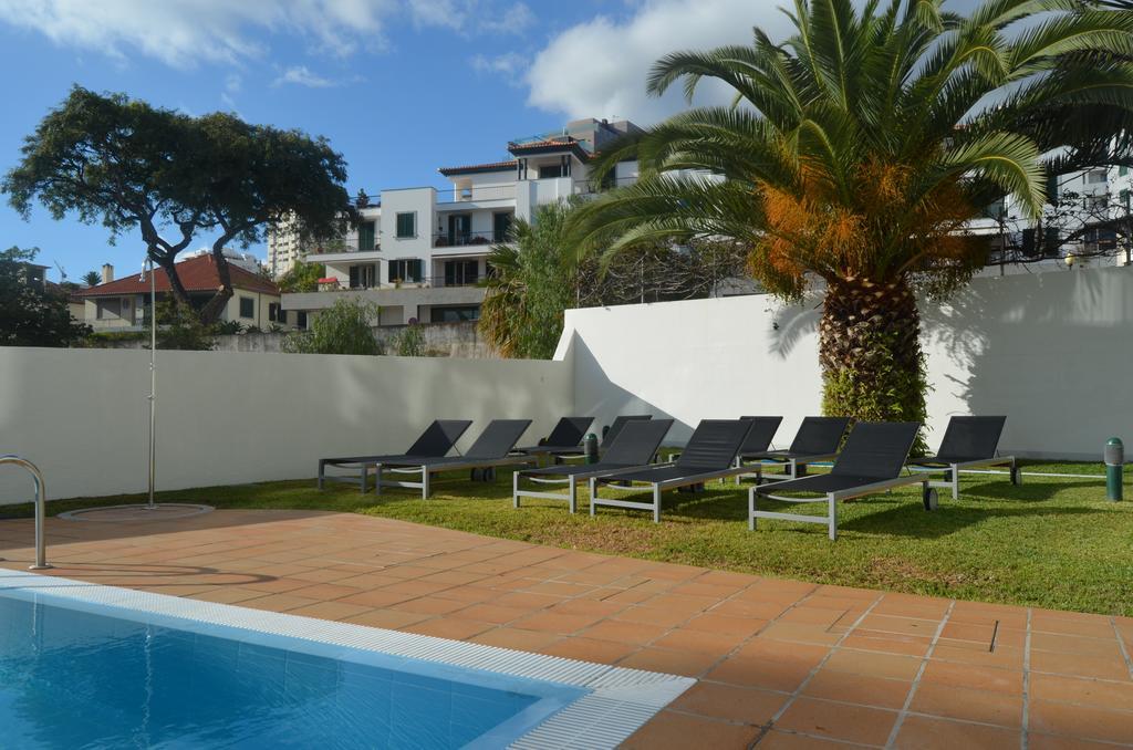 Madeira Bright Star By Petit Hotels ฟุงชาล ภายนอก รูปภาพ